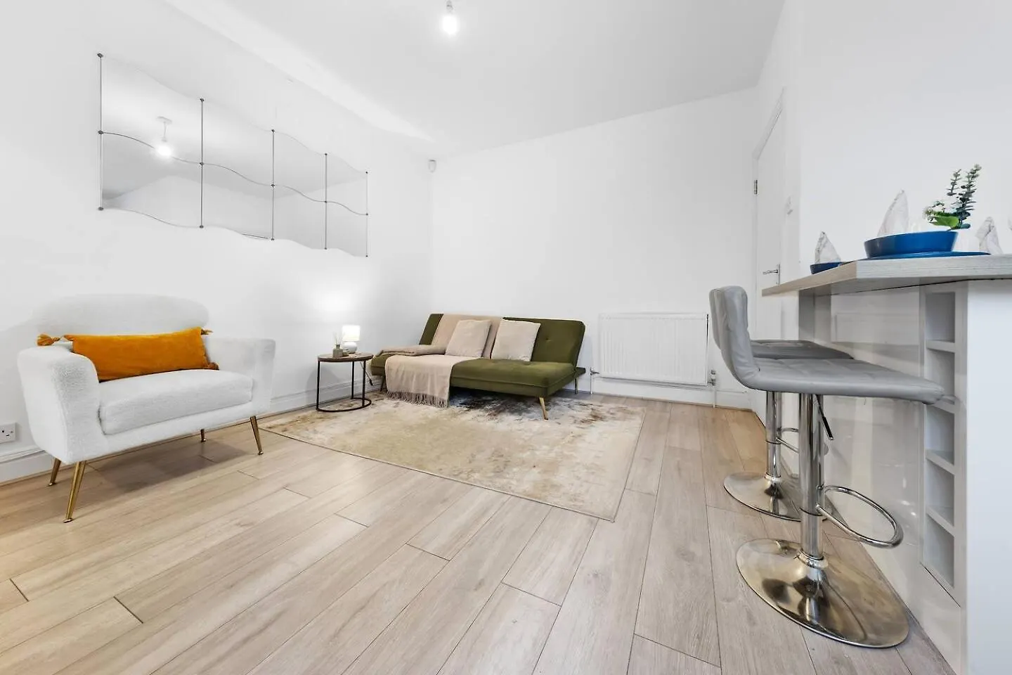 Powder Mill Retreat - 2Br Modern Flat For 4 Apartment Hanworth   Hanworth (Berkshire)